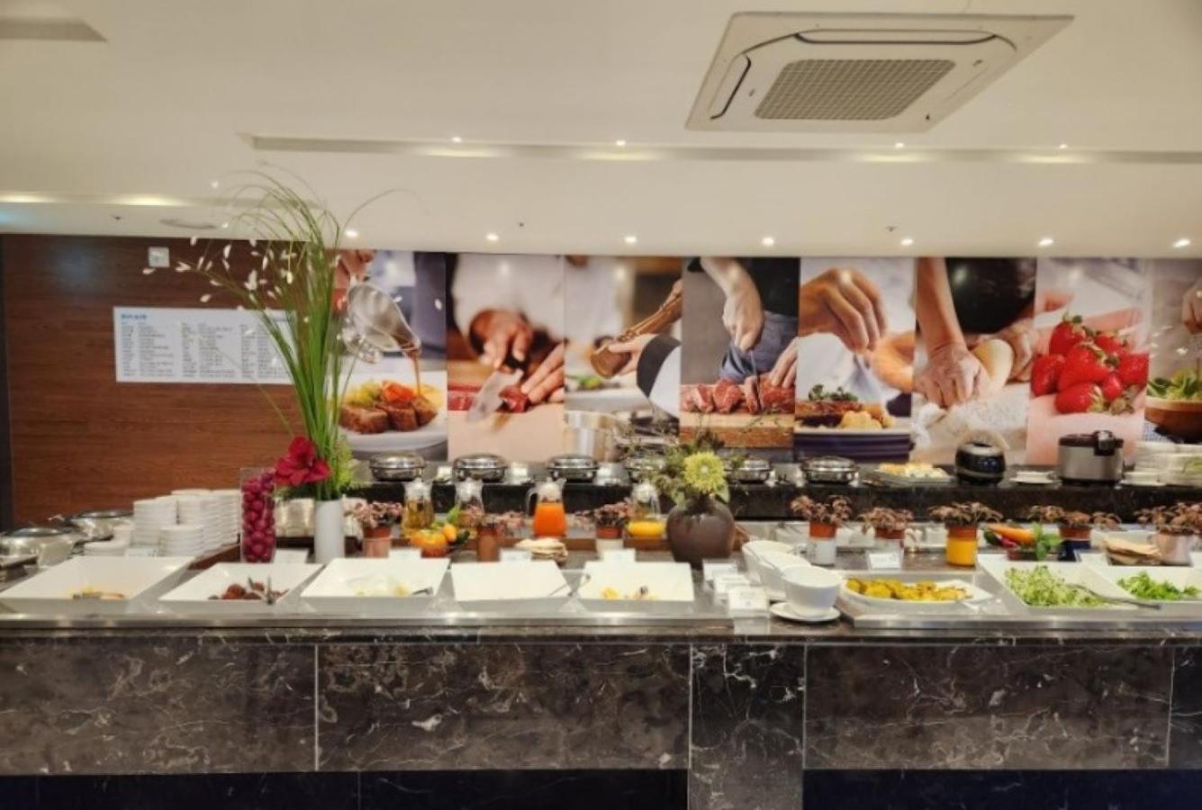 Sweet May Seogwipo Hotel Bagian luar foto